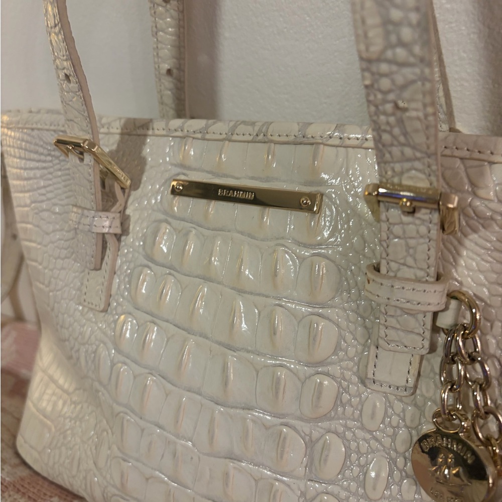 Brahmin Medium Asher Cream Croc Embossed Leather Satchel Crossbody Gold Hardware